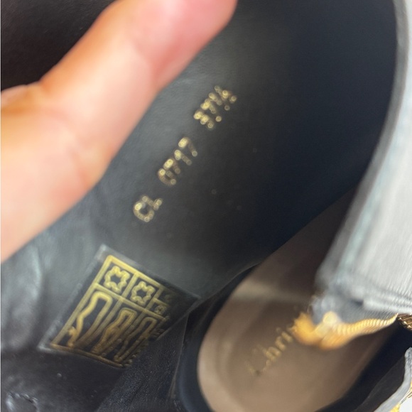 Dior Black Leather Footwear with Gold Details - Picture 7 of 12